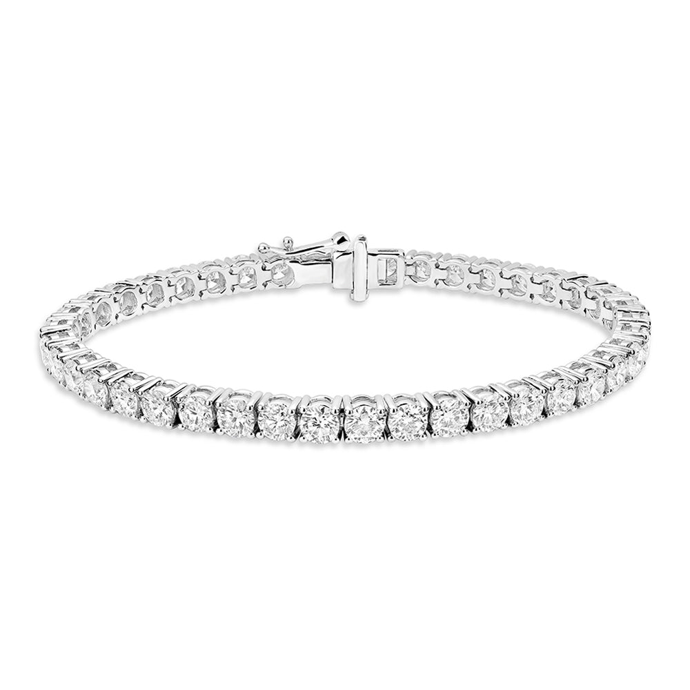 Essential lab-grown diamond tennis bracelet in 14K white gold, featuring sparkling round diamonds for a timeless and elegant design.