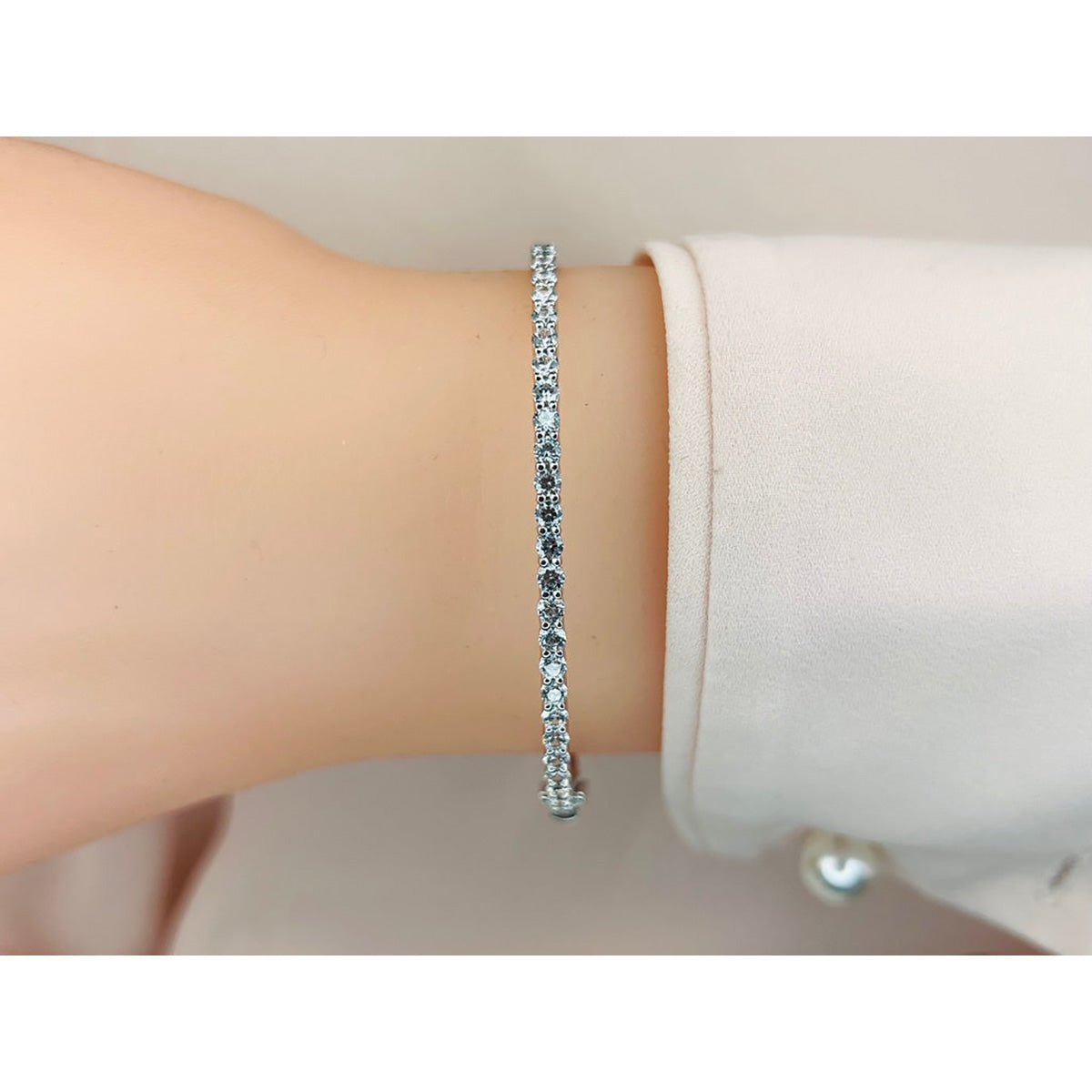 Endless Elegance Diamond Bangle